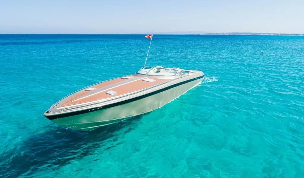 Formula 382 FASTech - Motor Yacht for sale in Ibiza