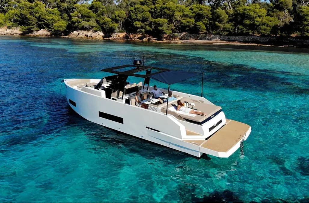 De Antonio Yachts D42 - Motor Yacht for sale in Ibiza