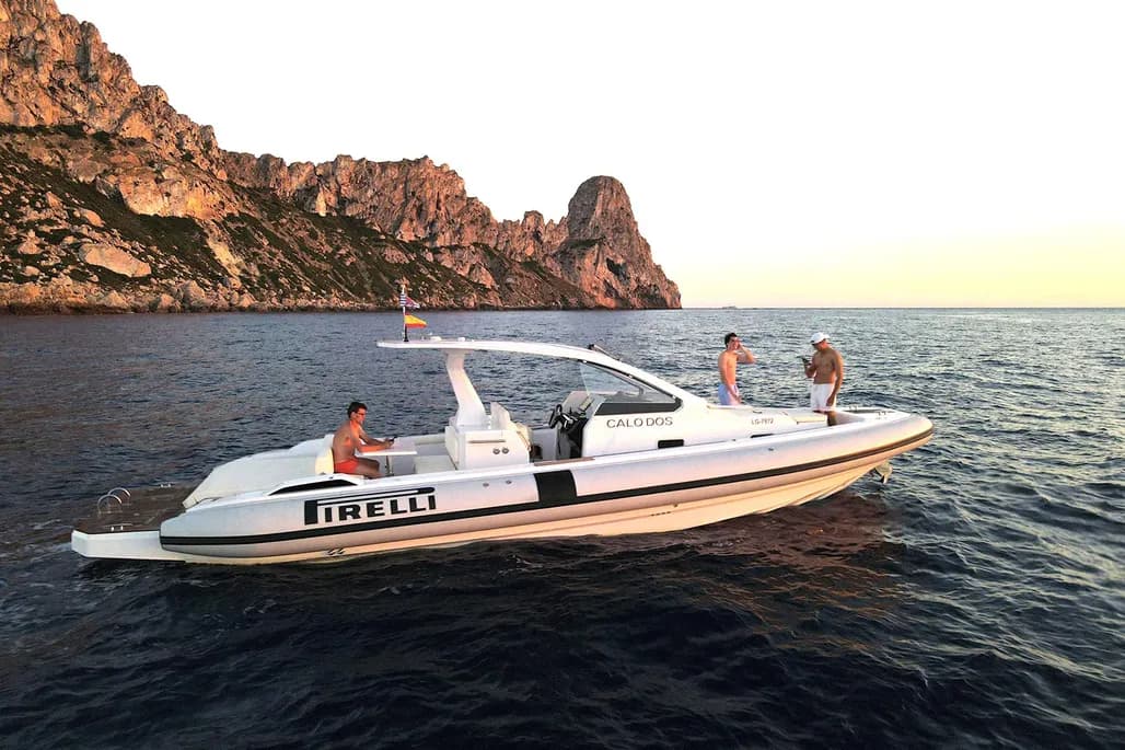 Pirelli 35 - Motor Yacht for sale in Ibiza