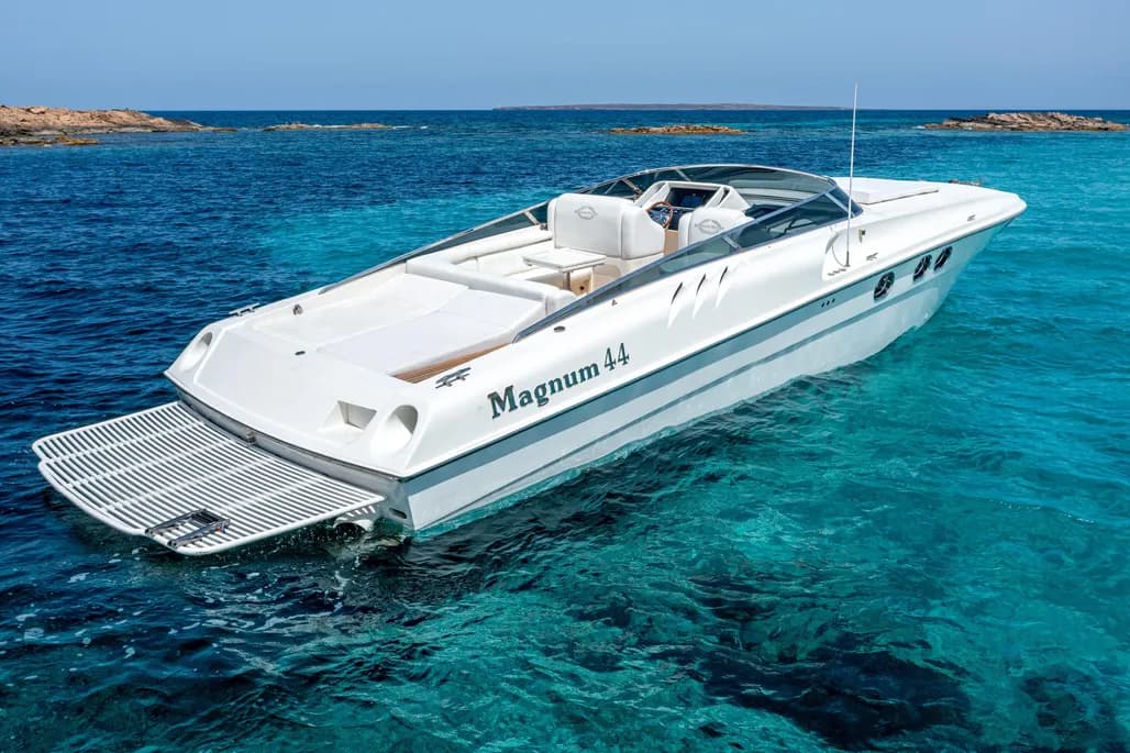 Magnum 44 - Motor Yacht for sale in Ibiza