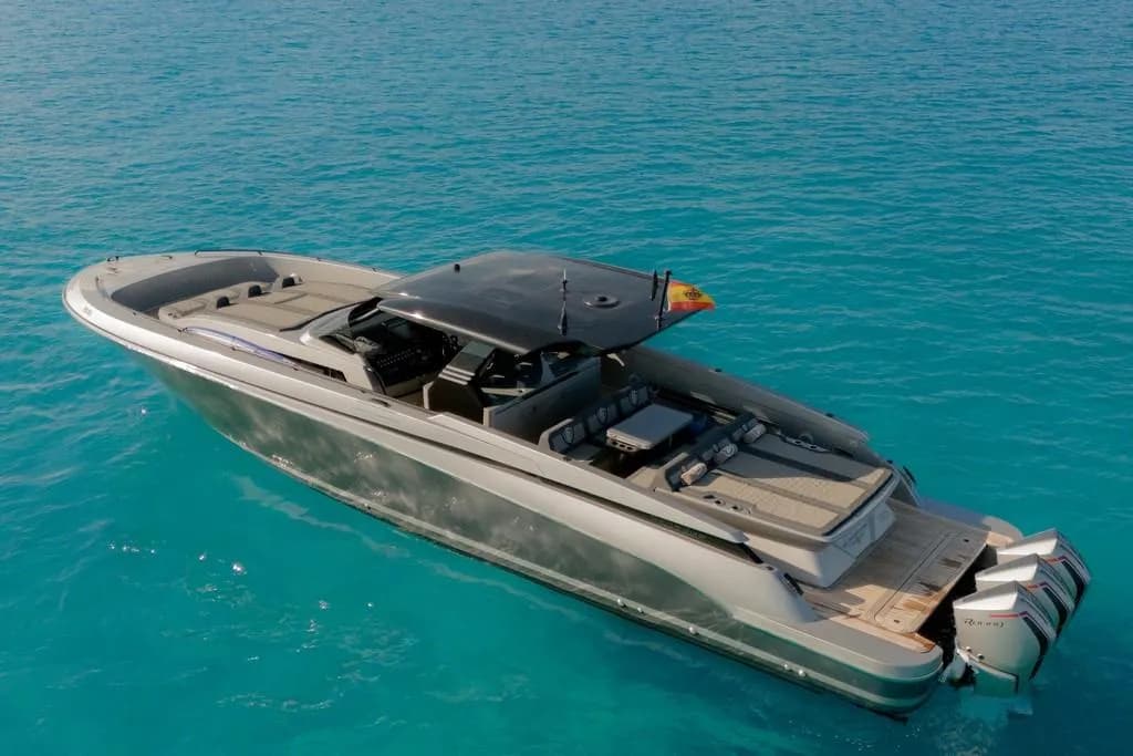 Canados Gladiator 493 - Motor Yacht for sale in Ibiza
