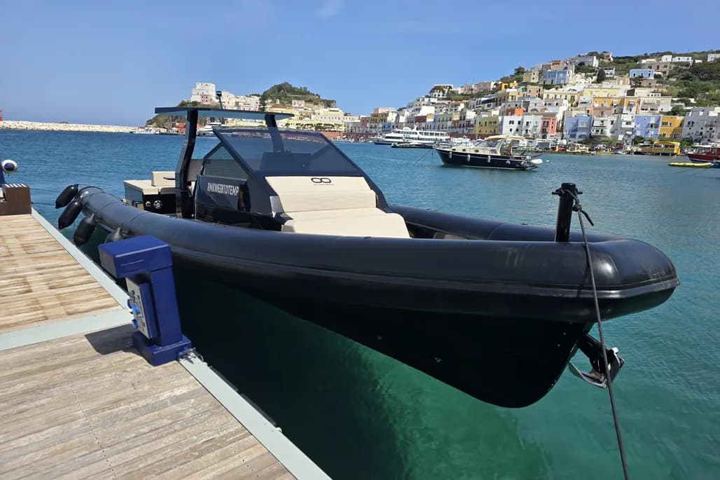 Seanfinity R4 - Motor Yacht for sale in Ibiza