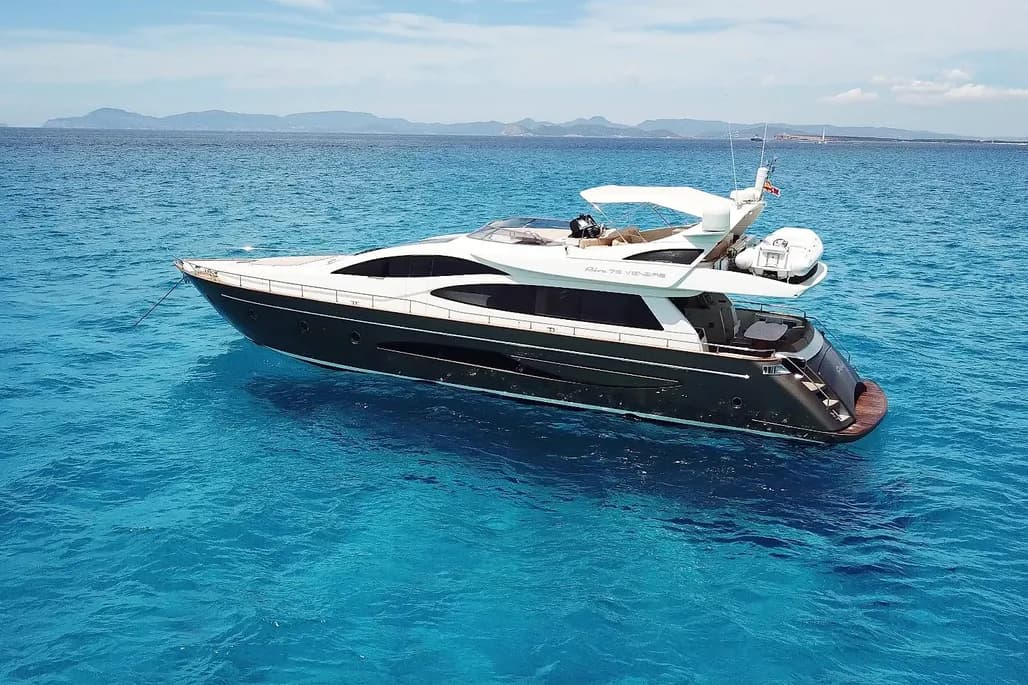 Riva 75 Venere - Motor Yacht for sale in Ibiza