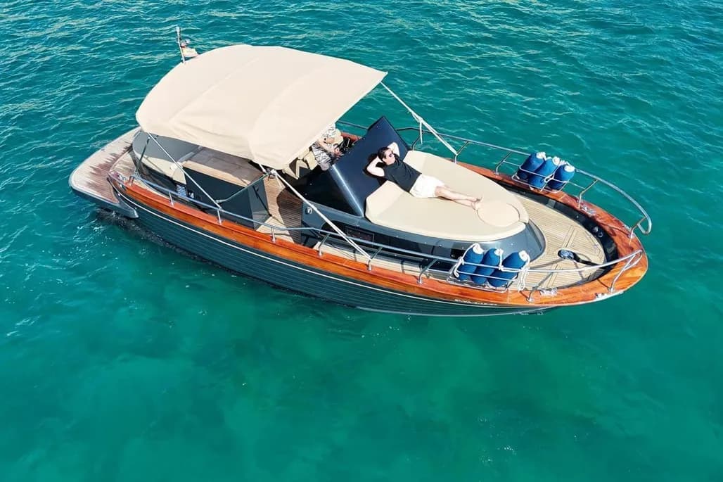 Gozzo Positano Open 32 - Motor Yacht for sale in Ibiza