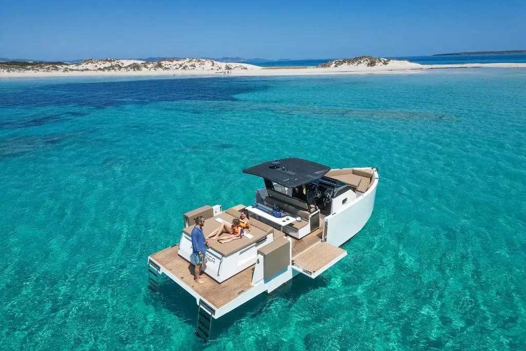De Antonio Yachts D33 Open - Motor Yacht for sale in Ibiza