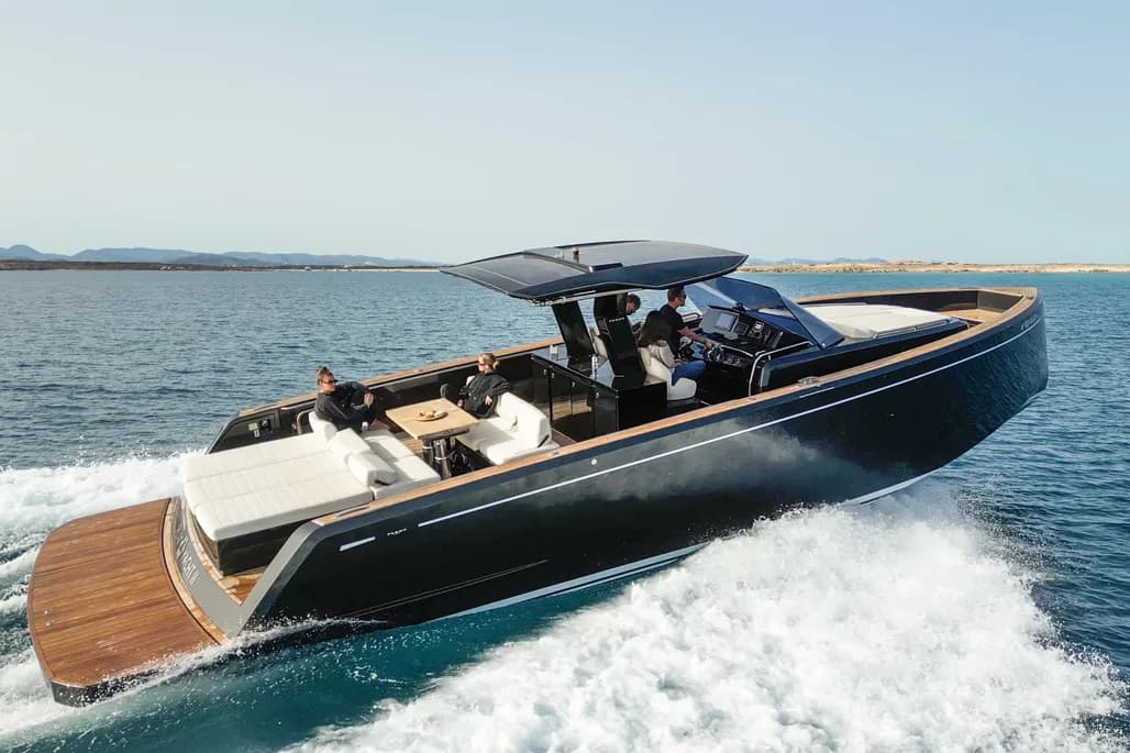 Pardo Yachts 43 - Motor Yacht for sale in Ibiza